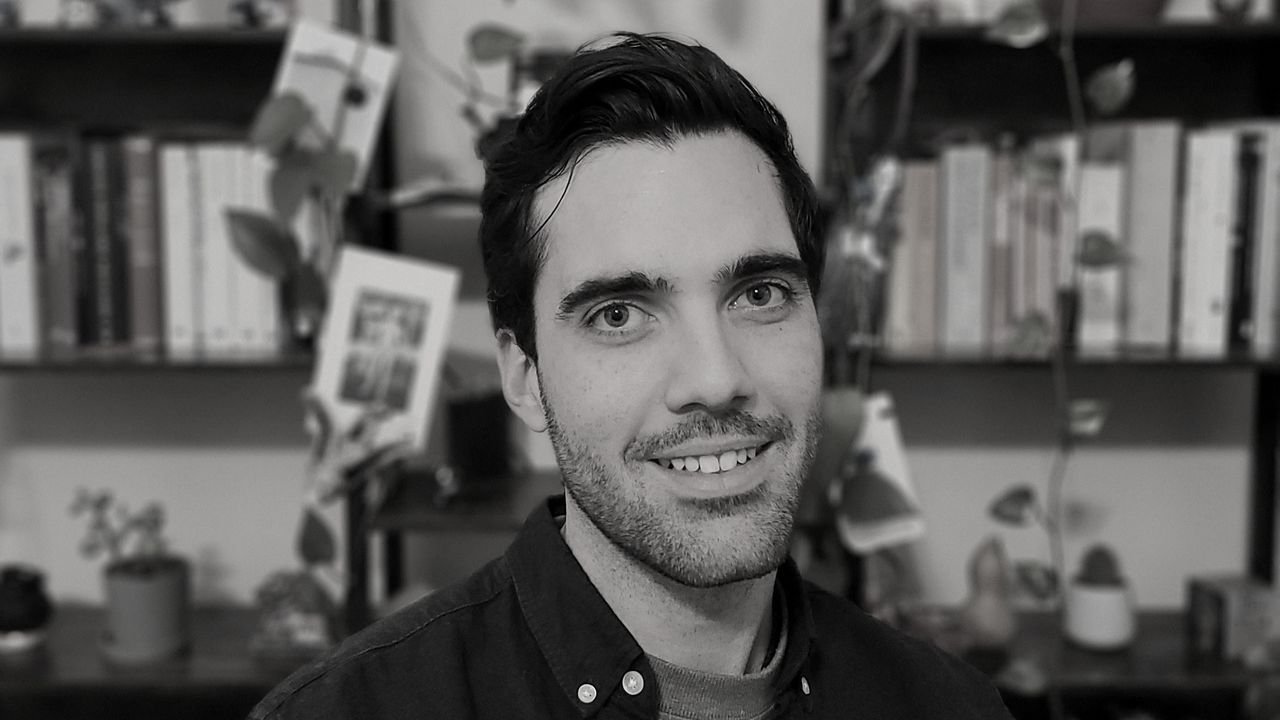 Mario de la Piedra Walter, autor de Mentes Geniales: “La IA no detendrá a los artistas; los impulsará a explorar lo que ella no puede”