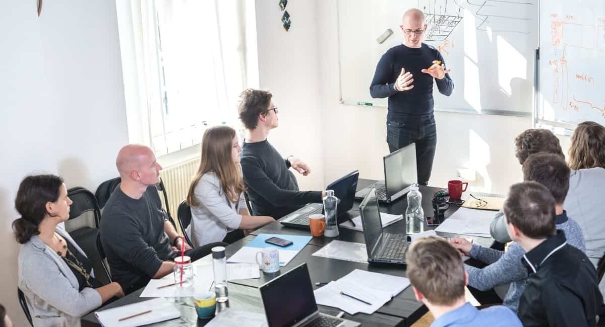 SAP potencia a los desarrolladores para impulsar la revolución de la IA empresarial