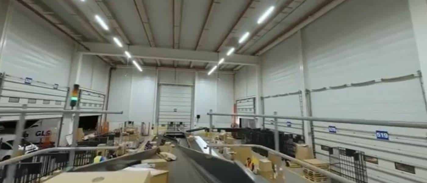 GLS refuerza la campaña de Reyes con IA capaz de leer etiquetas dañadas en 400 milisegundos